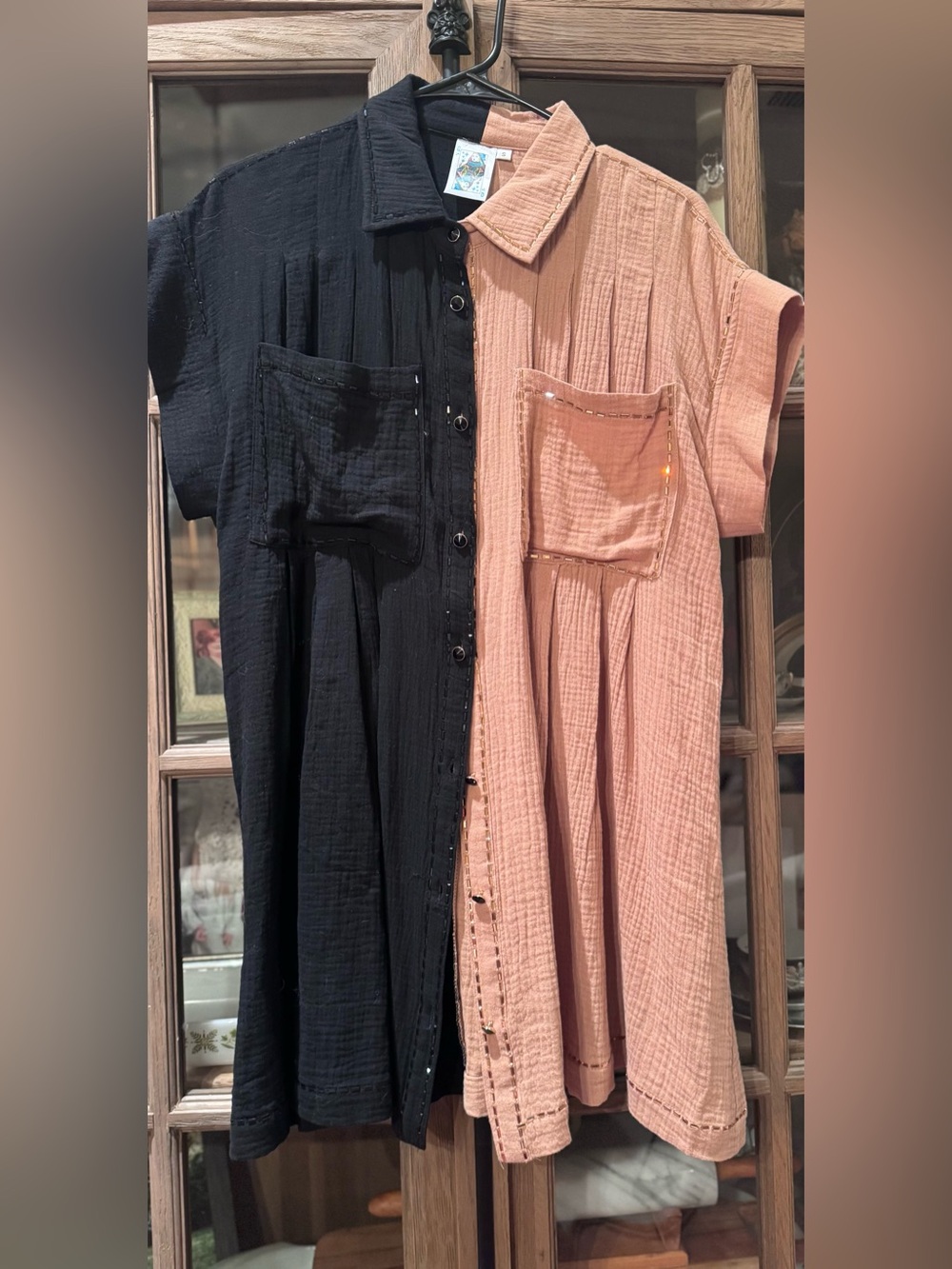 QUEEN OF SPARKLES Two-Tone Split Midi Shirt Dress in Black and tan